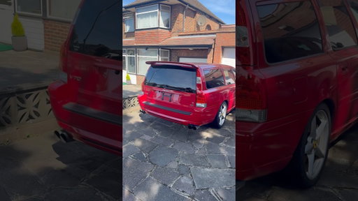 Ferrari wheels, big exhausts and no plates… what is going on with this Volvo?! 😳🔥