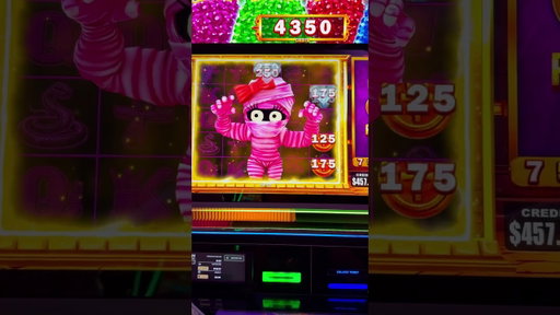 MASSIVE QUAD POP ALERT! #casino #gambling #slots #money #comedy