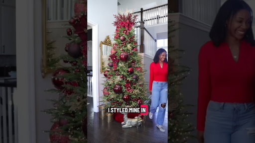 Burgundy Christmas tree lovers…this one’s for you
