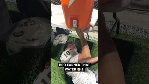 REAL TWEAKER. Someone hand him a water 🤣🔥 #football #miamifootball #highschoolfootball #funny