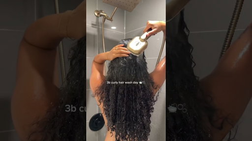 ASMR curly hair wash day @Olaplex  #curlyhair #olaplexpartner #haircare