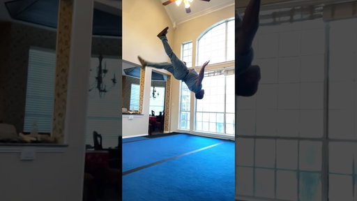 Another Day Another Living Room #FallIntoShorts