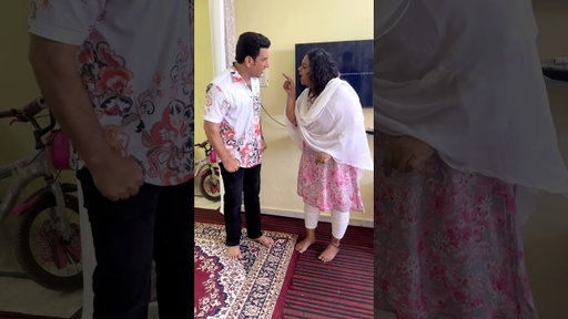 Miya Biwi Aur Padosi #hyderabadi #comedy #shortvideo #husbandwife #miyabiwi #funnyshorts #trending