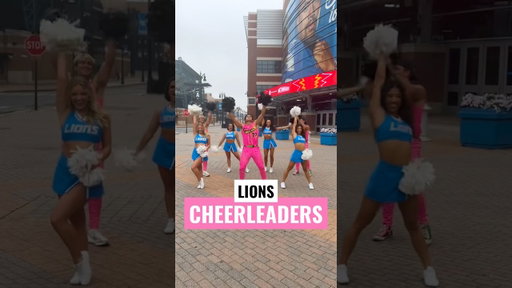 It’s the black pom-poms for us 🥰 #cheer #cheerleader #dance #dancer #dancing #lions #nfl #shorts