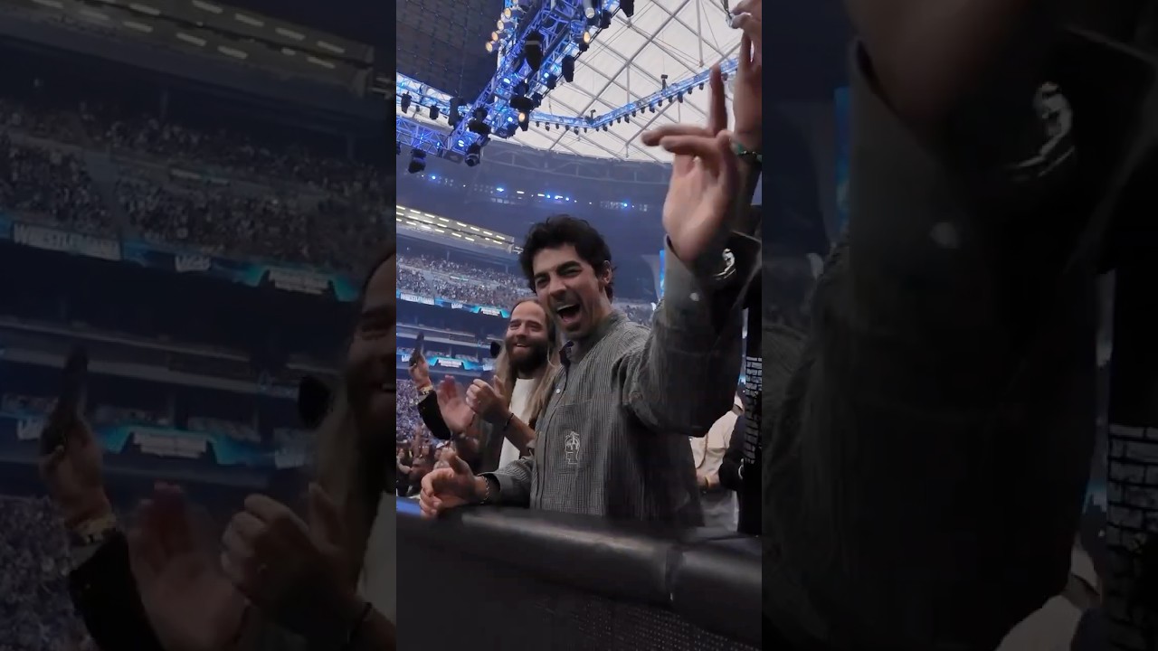 Joe Jonas and Tyrese Haliburton couldn’t be happier for Rhea Ripley!! 👏👏 #WrestleMania