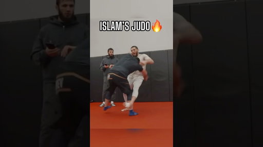 Islam Makhachev is too slick 🎲 🎥:​⁠@Mighty15x