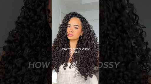 How to get the glossiest curls ➰ @kerastase  #curlyhairroutine #naturalhair #kérastase