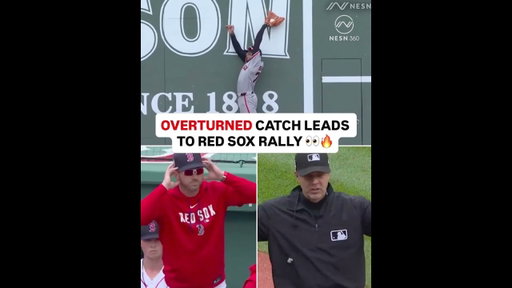 Red Sox Rally for the Lead After Overturned Catch 👨‍🍳🤌