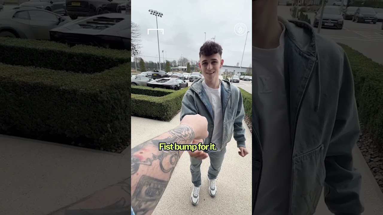 Manchester City players get a little gift... who's is the best? 🤔