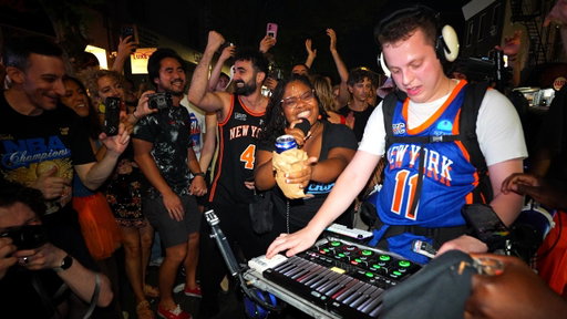 The NYC Streets WENT WILD After Knicks WIN THE FINALS [Full Improv Set]