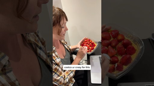 Trying Costco’s Strawberries and Cream…