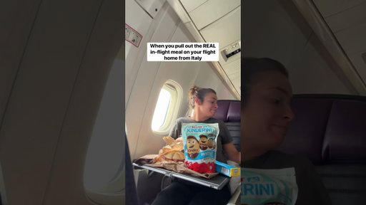 No chicken or fish for me #italiancomedy #italian #jokes #flight