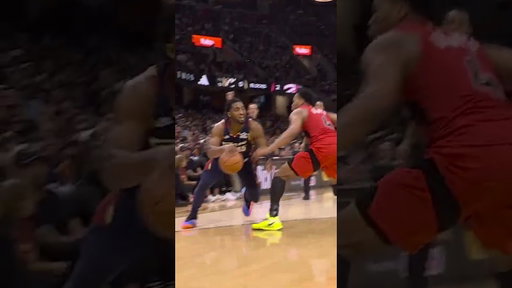 SHEEEEEEEEESH 45! #donovanmitchell #cavsraptors #nbaplayoffs