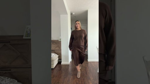 Sunday fit of the day #moms #momfashion #ootd #sundayoutfit #churchoutfit