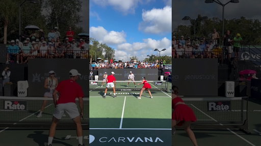 A classic pickleball point for the ones that really love the sport 🤝