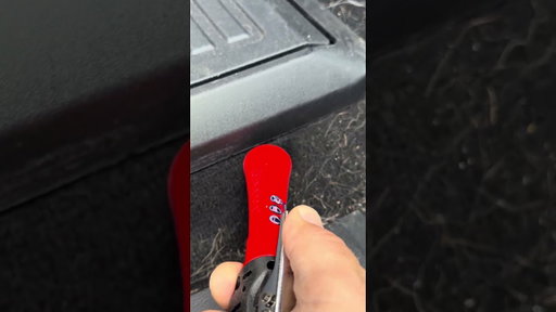 We put the Tornador mini tool to the test with pet hair and it worked🖤