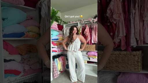Summer outfits for those who don’t want to show their stomachs! #outfitideas  #fashion  #summer￼