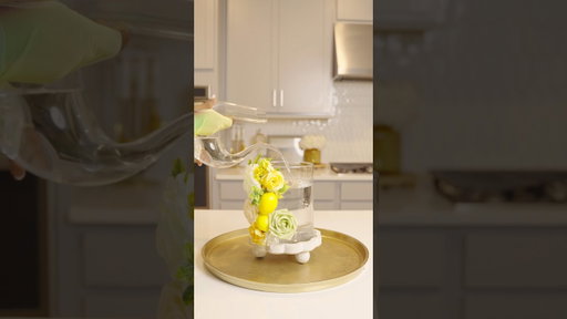 Beautiful DIY candle that instantly elevates your space. #DIY