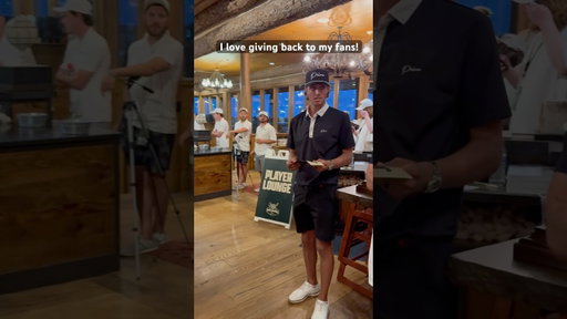 This random golfer asked for my autograph! #Shorts #golf