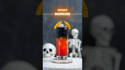 Spooky Sunrise 💀👻🖤 #cocktail #cocktailrecipes #bar #bartender #drink #halloween #cocktails
