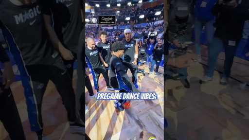 LOVE WHEN THE WHOLE TEAM IS DANCING!