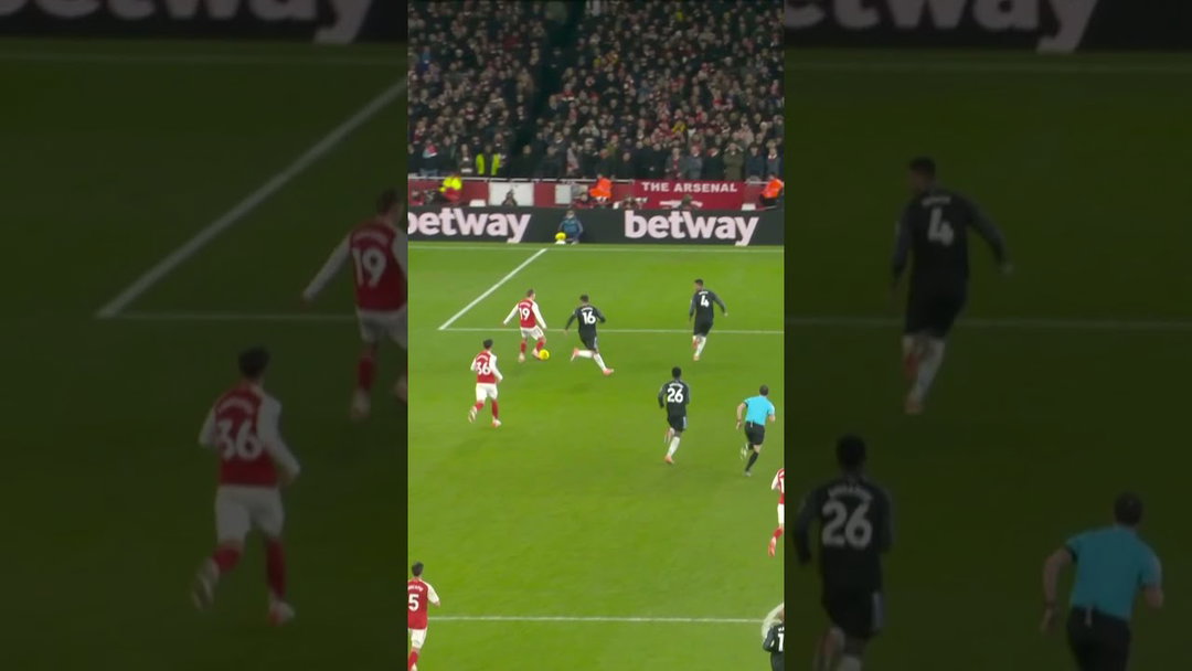 END TO END AS GABRIEL JESUS SCORES!