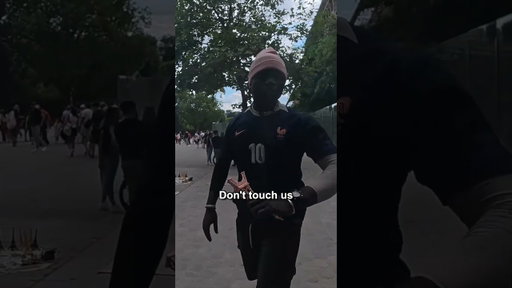 Attacked by Souvenir Seller in Paris! 🇫🇷