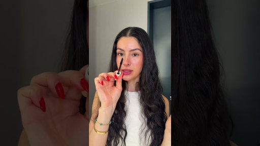 The top rated lash serum in the world 👀
