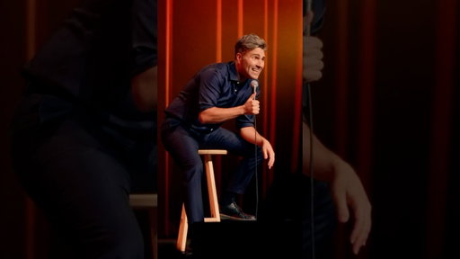 Mon spectacle LIVE est disponible sur Ohdio. Parfait ceux qui aiment les jokes, mais pas ma face.