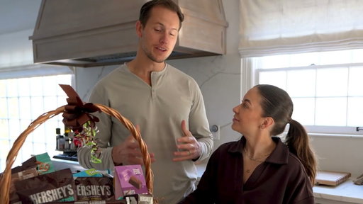 HERSHEY'S | Real Gold with Shawn Johnson