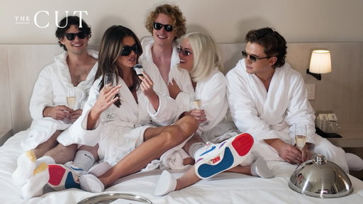 ‘The Shards’ Cast on Cults, Hotel Horror Stories, and Iconic Ryan Murphy Characters | ROOM SERVICE