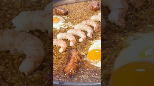 UNA PAELLA RIQUÍSIMA PARA SORPRENDER A TUS INVITADOS!!😋🥘 #youtubeshorts #shorts