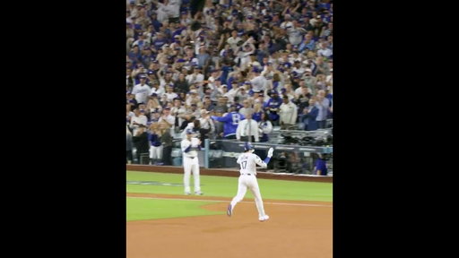 We ask you to please look at where this baseball landed 😮