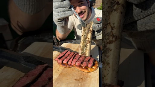 I tried the Iraqi Steak Sandwich￼