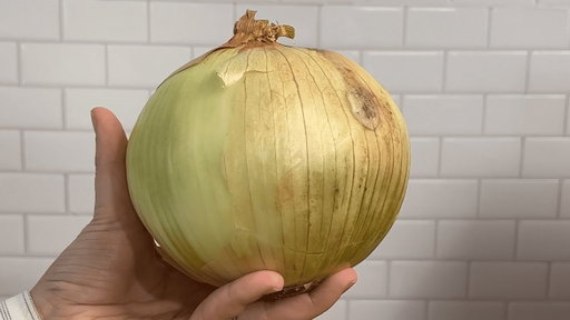 What Is A Colossal Onion?