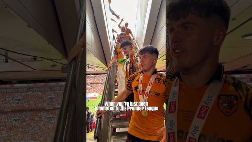 If you were wondering how the Hull City players are going to celebrate Giles has the answer 🇺🇸😂