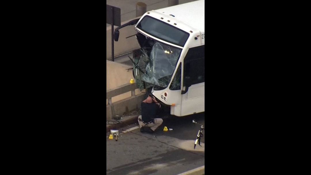 Multiple injured in bus crash at Newark airport