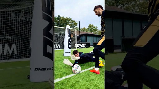 On repeat 🔁  #goalkeepers #goalkeepertraining #goalkeeper #football