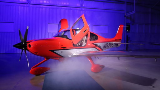 Flying a Brand New Cirrus SR22T in the Flight Levels!