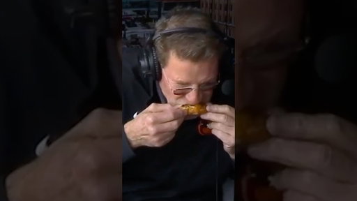 80-year-old eats his first chicken wing