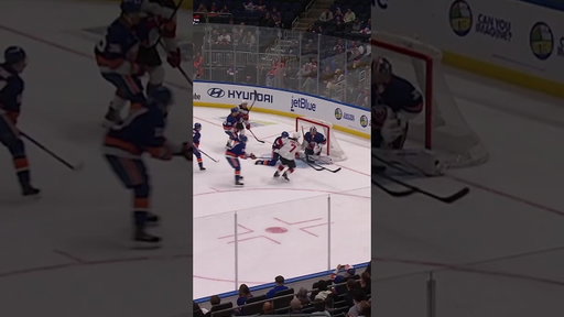 Dougie Hamilton with a Short Goal vs. New York Islanders