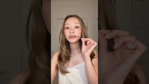 GRWM for the Vogue Business dinner! 🖤​ @sacheubeauty
