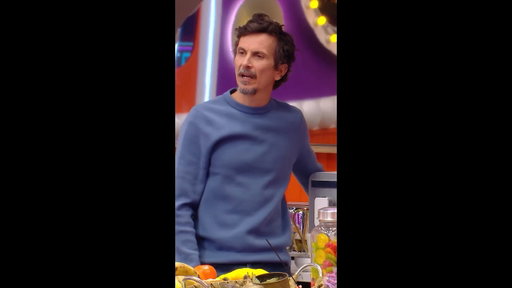Des bisous à mamie. #lolquiritsort #albanivanov