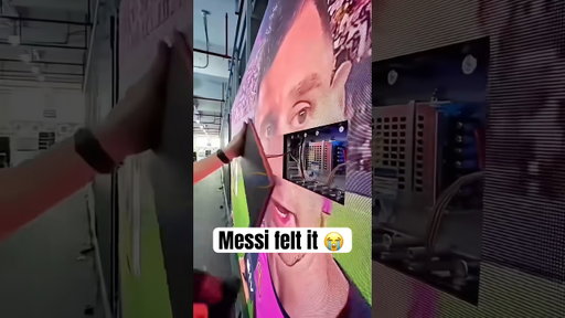 Messi flinched at the end 😅