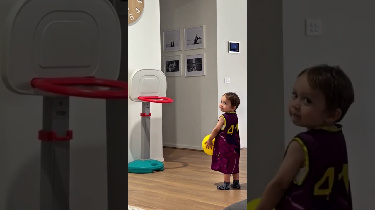 "I'm not Kobe, I'm Steph Curry!" 🥹 (via _archer.and.arlo_/IG)