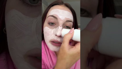 some girl on here called this magic for your pores and I get it now!