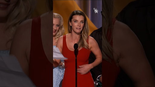 Betty Gilpin From Widow's Bay Wins Guest Actress In A Comedy Series 78th Emmys
