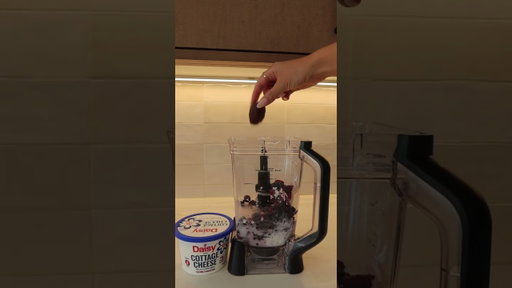 Conquer the day with a Power Smoothie made with @daisybrand Cottage Cheese! #DaisyPartner