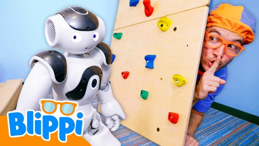 HIDE & SEEK with a ROBOT! 🤖🫣