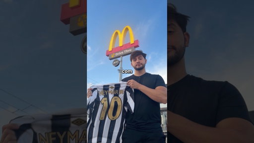 Pagando Fast Food com Camisas de Futebol